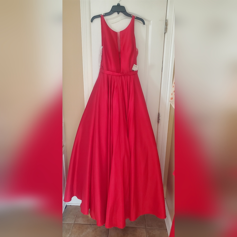 Sherri Hill long formal dress